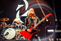 Halestorm-11.11.2022-Columbia-Halle-Berlin-c-Lisa-Hemp-13