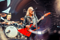 Halestorm-11.11.2022-Columbia-Halle-Berlin-c-Lisa-Hemp-17