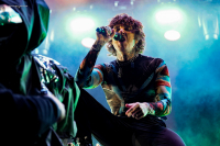 Bring-Me-To-Horizon-Highfield-2022-c-Lisa-Hemp-50