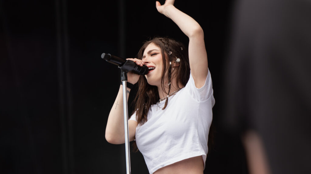 Against the Current LizaRA 3