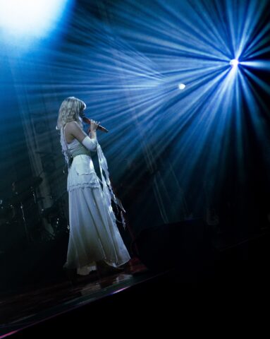 AURORA louriephoto14