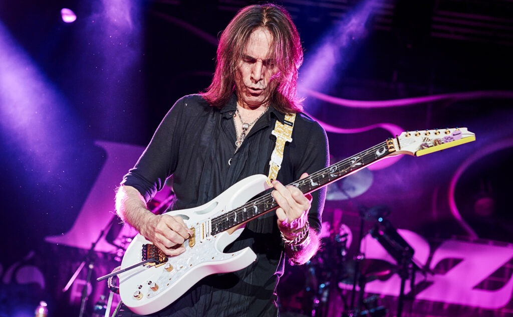 Steve Vai Press Pic