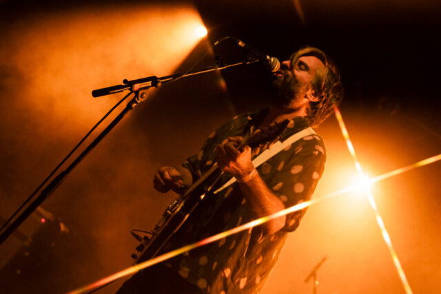 shoutoutlouds_louriephoto-09 shoutoutlouds louriephoto 09 1024x683