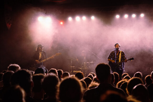 shoutoutlouds_louriephoto-16 shoutoutlouds louriephoto 16 1024x683