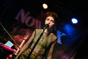 annyogrezeanu louriephoto 2