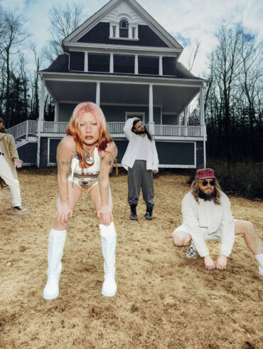 Wet Leg © Alice Backham