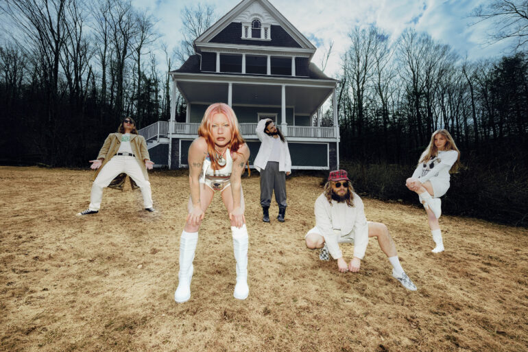 Wet Leg © Alice Backham