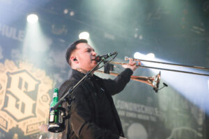 Deine Cousine in Duesseldorf cErik Hennemann 24