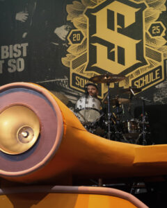 Deine Cousine in Duesseldorf cErik Hennemann 27