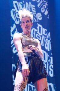 Deine Cousine in Duesseldorf cErik Hennemann 3