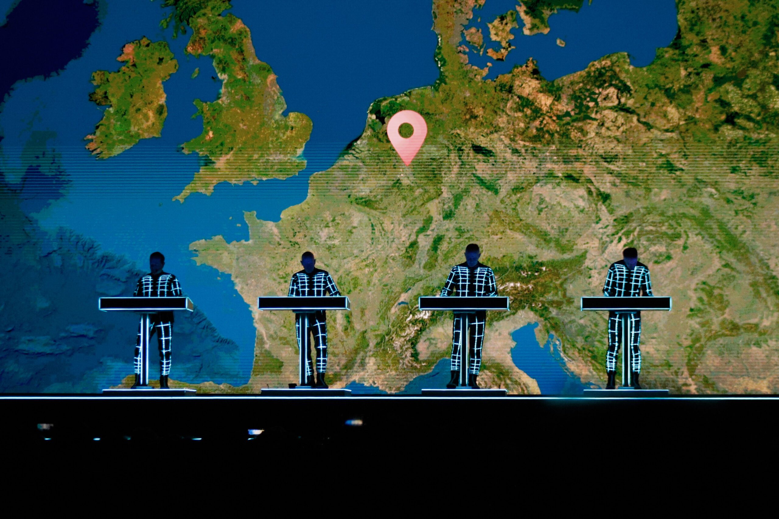 Kraftwerk in Duesseldorf cErik Hennemann 3 scaled