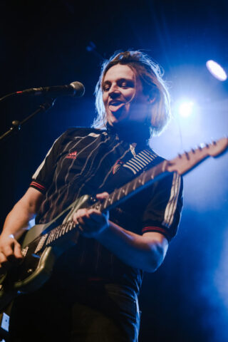 modern_woman_louriephoto-08 modern woman louriephoto 08 683x1024