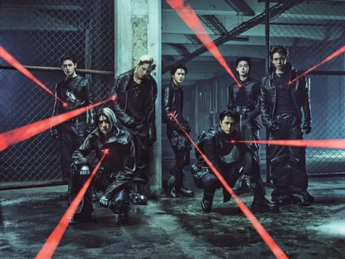 enhypen 7th mini album the sin vanish concept photo knife v0 wd7Mh0C9zAtr3BlPoR5 a4hllkFMAIVtajupkNzB5qA.jpeg