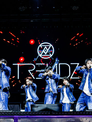 Kpop Revolution TRENDZ