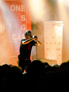 ladispute louriephoto 02