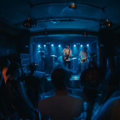 Bird's View Above Chaos Tour Dresden Ostpol
