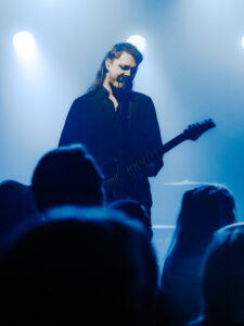 thehowling louriephoto 04
