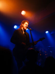 thehowling louriephoto 05