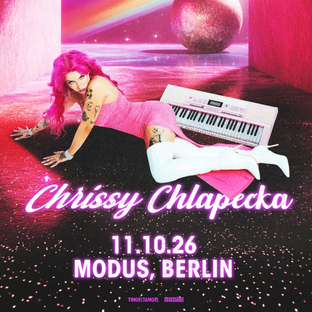 Chrissy Chlapecka - Girl On The Moon Tour