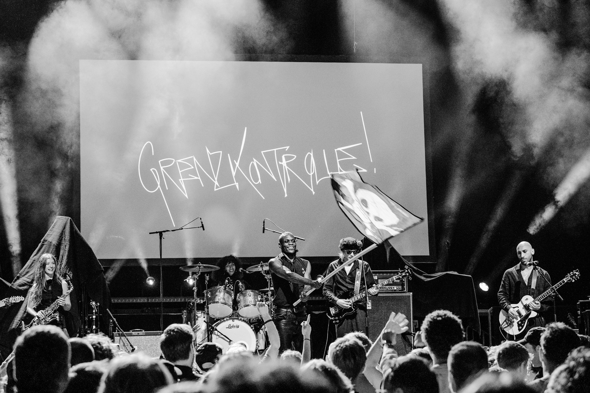 GRENZKONTROLLE beim Pop-Kultur Festival 2026