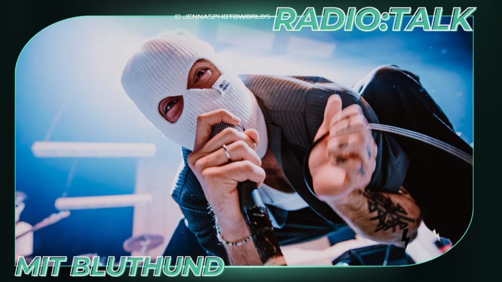 Bluthund Thumbnail (c)Jennasphotoworlds